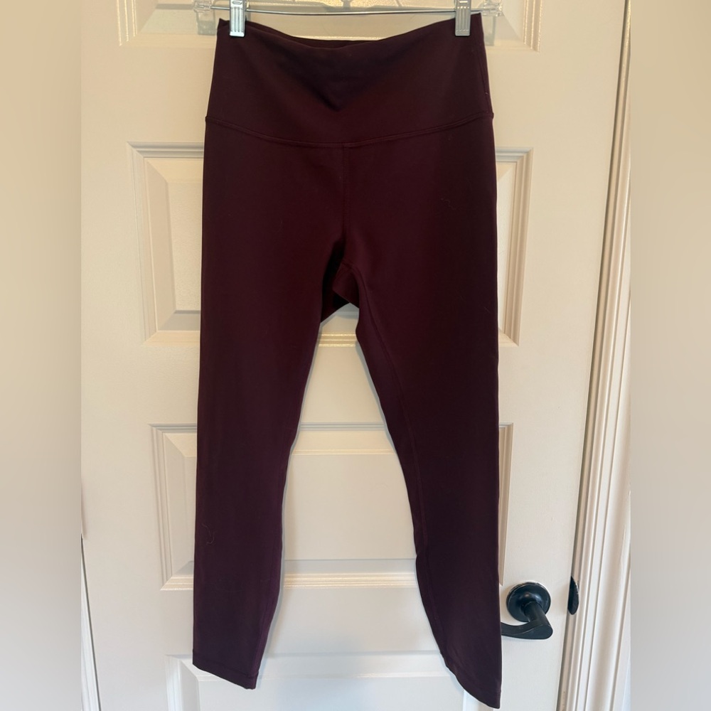 Lululemon Wonder train 25 inch wide Leggings
